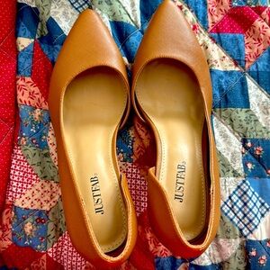 Never worn! Cutout pointed toe heels